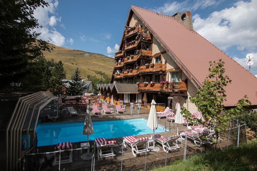 Hotel Adret Les Deux Alpes Eksteriør bilde